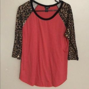 Cheetah print 3/4 sleeve